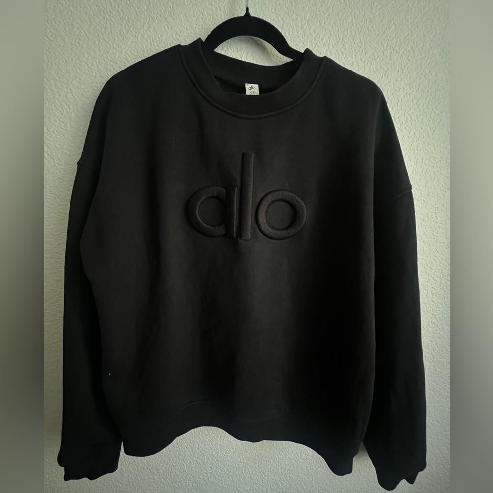 ALO Yoga Renown Emblem Black Crewneck Sweater Size S